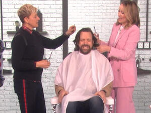 Sudeikis has dated Olivia Wilde since 2011 (Source: theellenshow / Instagram )