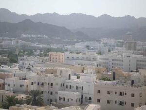Oman agents say that  investors with big money want to see a clear framework of buying, responsibilities and obligations which has not yet done. (Constructionweekonline.com)