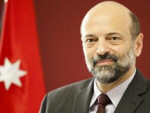 عمر الرزاز هل يصلح ما أفسده الذين سبقوه؟
