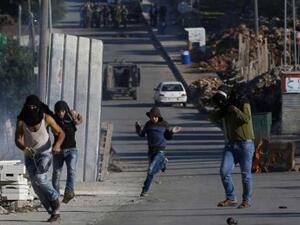 مواجهات بين الفلسطينيين والقوات الاسرائيلية بالضفة