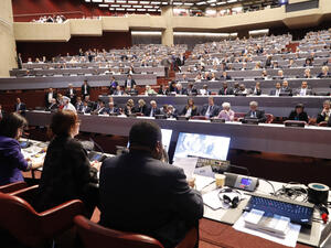  الاتحاد البرلماني الدولي يرفض بلغة حازمة قرار الإدارة الأمريكية بشأن القدس كلياً ويعتبره لاغياً وباطلاً