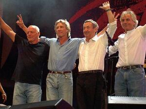 Pink Floyd reunites to stand with the Women of the Gaza Freedom Flotilla. (somethingelsereviews.com)