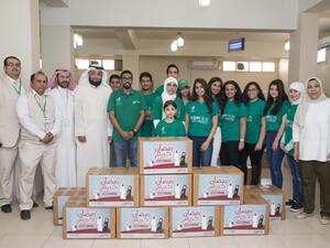 Distribution of the boxes will be carried out by the Kuwait Food Bank and LOYAC’s community service program.