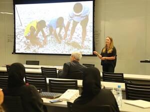 تضمن الوفد ثلاثة من أبرز الصحافيين العالميين بالمركز من المتخصصين في تغطية مواضيع التغير المناخي