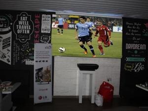 شاشة إل جي إلكترونيكس الليزرية قياس 100 بوصة