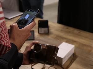 The “HUAWEI Mate 20 Pro” uses a slew of features that artificially enhance film and allows users to capture videos based on better frames and colors. 