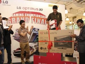 The winners of the LG Optimus 3D Gaming Championship