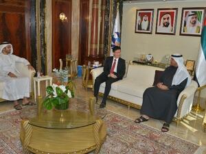 أحمد محبوب مصبح مستقبلا قنصل عام سنغافورة بدبي بحضور فيصل لطفي  