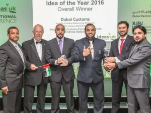 استلام جائزة فكرة العام الكبرى 2016