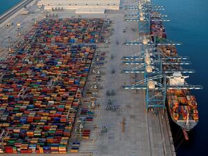 ميناء خليفة