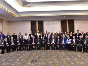 يشار إلى أن المؤتمر عقد بحضور عدد من رؤساء الجامعات والأكاديميين وخبراء التعليم من الأردن، ولبنان، وقطر، والكويت، وسوريا، والولايات المتحدة الامريكية وبريطانيا.