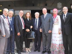 خلال المؤتمر