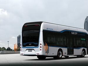 تتميز مركبات هيونداي التجارية وحافلاتها بتقنية خلايا وقود الهيدروجين الكهربائية المبتكرة والرائدة من هيونداي.