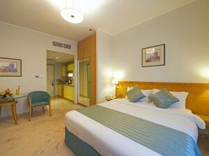 Al Bustan Centre & Residence