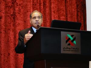 الدكتور نبيل إبراهيم مدير جامعة أبوظبي