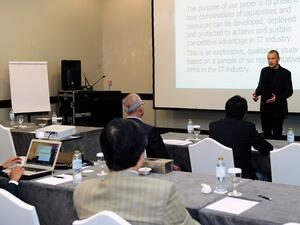 خلال المؤتمر