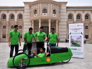AUS Engineering Students with the Eco-Stallion Car