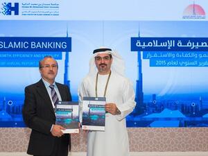 عبدالله محمد العور، المدير التنفيذي لمركز دبي لتطوير الاقتصاد الإسلامي و البروفيسور نبيل بيضون، نائب رئيس جامعة "حمدان بن محمد الذكية" لتنمية المشروعات والجامعة