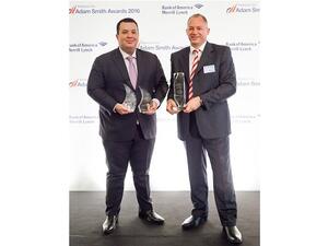 أدام سميث و ريكي ثيريون