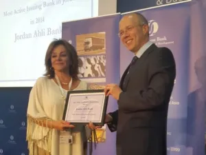 خلال الحدث