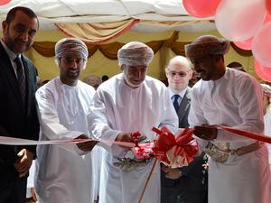 The new store was inaugurated under the auspices of HE Sheikh Saud bin Badr Al Barwani, Wali of Al Kamil Wa Al Wafi, with members of the local community and Ooredoo’s extended family in attendance. 