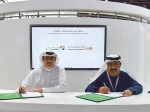 قام بتوقيع الاتفاقية، التي جرت على هامش معرض دبي للإنجازات الحكومية في دورته السادسة، كل من: سعادة سامي القمزي، مديـر عام اقتصادية دبي؛ وسعادة محمد عبدالله أهلي، مدير عام هيئة دبي للطيران المدني، بحضور عدد من كبار المسؤولين والتنفيذيين من الطرفين.