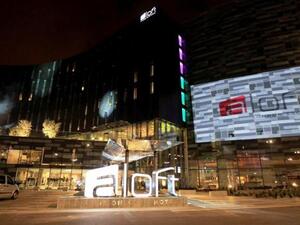 Aloft London Excel exterior