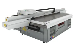 طابعاتOcé Arizona 1200  المسطّحة بالأشعة فوق البنفسجية