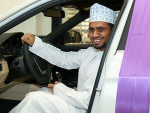 فاز المواطن العُماني بدر محمد المعماري، المتسوق في سيتي سنتر القرم، بسيارة بي إم دبليو - الفئة الثالثة.