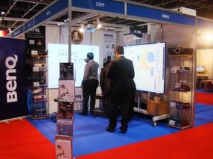 Leading projector brand is Gold Sponsor at Global EdTech Forum 2011 held in association with Getex 2011