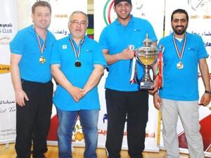 فريق بنك برقان يحملون الجائزة