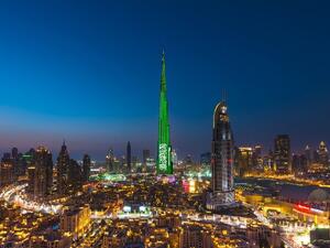 إعمار تحتفي باليوم الوطني للمملكة العربية السعودية عبر إنارة "برج خليفة" بألوان العلم السعودي