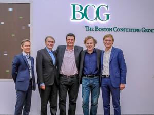 جرت فعاليات المنتدى في فندق بالازو فيرزاتشي دبي، بحضور عدد من المدراء التنفيذيين في مختلف القطاعات. 