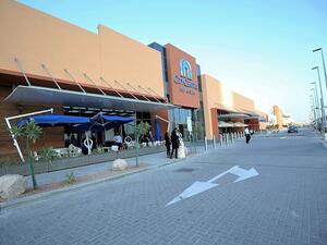 سيحصل أول 1000 زائر يتسوق لدى اثنين من متاجر سيتي سنتر معيصم وسيتي سنتر الشندغة فوراً على قيمة مشترياتهم على شكل بطاقات "هديتي" بقيمة 200 درهم إماراتي كحد أقصى للجائزة.