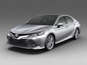 تمت إعادة تصميم كامري 2018 في جيلها الثامن وفقاً لمبادئ منصة الأطر الهيكلية العالمية الجديدة لتويوتا.