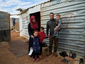 قامت أجيليتي بمضاهاة مساهمات العاملين واستطاعت خلال عامي 2017 و2018 من مساعدة أكثر من 480 عائلة سورية لاجئة – أي حوالي 2,400 شخص.