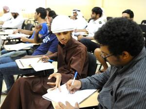 طلبة الجامعة خلال بدء الدراسة في الفصل الشتوي طلبة الجامعة خلال بدء الدراسة في الفصل الشتوي