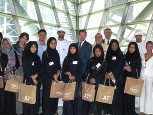 Emirati students with DMCC executives
