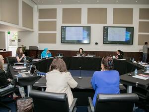 خلال الندوة