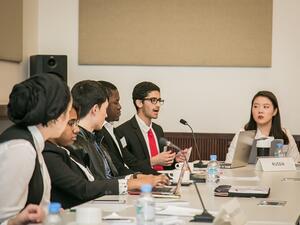 قام طلاب من جامعة جورجتاون في قطر بتقمص أدوار الأطراف الرئيسية وأصحاب المصالح في الصراع الدائر في سورية.