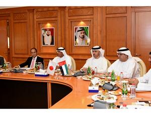 خلال الإجتماع