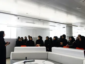 خلال الحدث