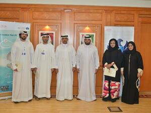 أحمد محبوب مصبح يكرم موظفي جمارك دبي المتفاعلين مع مبادرة مجلس محمد بن راشد الذكي بتقديمهم أفكاراً إبداعية