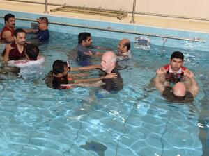 المشاركون في الورشة خلال إحدى الجلسات التدريبية