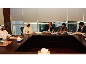 اطلع الوفد الياباني كذلك على إجراءات الدائرة المعتمدة في التعامل مع ضبطيات البضائع المقلدة بالتعاون مع الجهات الحكومية الاتحادية والمحلية.