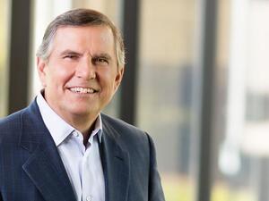 ديفيد أن. فار، رئيس مجلس الإدارة والرئيس التنفيذي لشركة إيمرسون