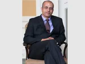 الدكتور أحمد عاطف أحمد