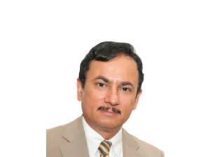 الدكتور عبداللطيف الخال، نائب المدير الطبي ومدير إدارة التعليم الطبي في  مؤسسة حمد الطبية