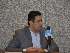 الدكتور أيمن إسماعيل