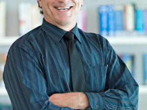 Dr. Kenneth Volk, Head of Outreach, Masdar Institute